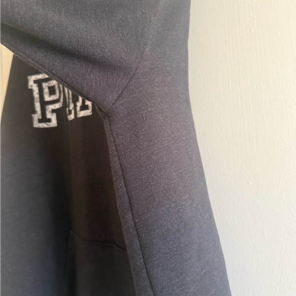 PINK Victoria's Secret Black V-Neck Sweater - Picture 7 of 8